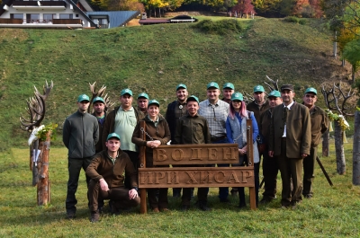 Exhibition of Red Deer trophies in the area of Lagat